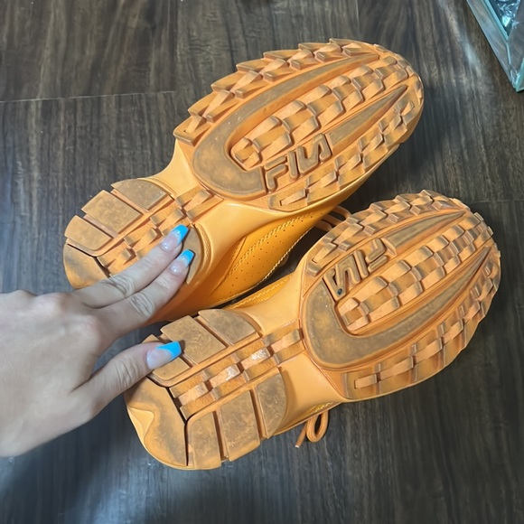 AUTHENTIC FILA DISRUPTOR 2 SNEAKER - Picture 3 of 7